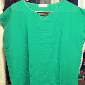 Brand new womens green shirt